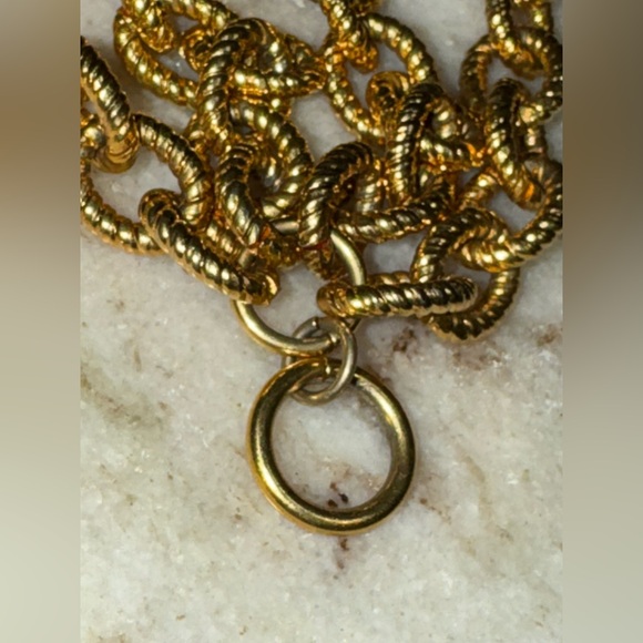 Vintage Chunky Gold Tone Faux Pearl Charm Dangle bracelet - Picture 3 of 12